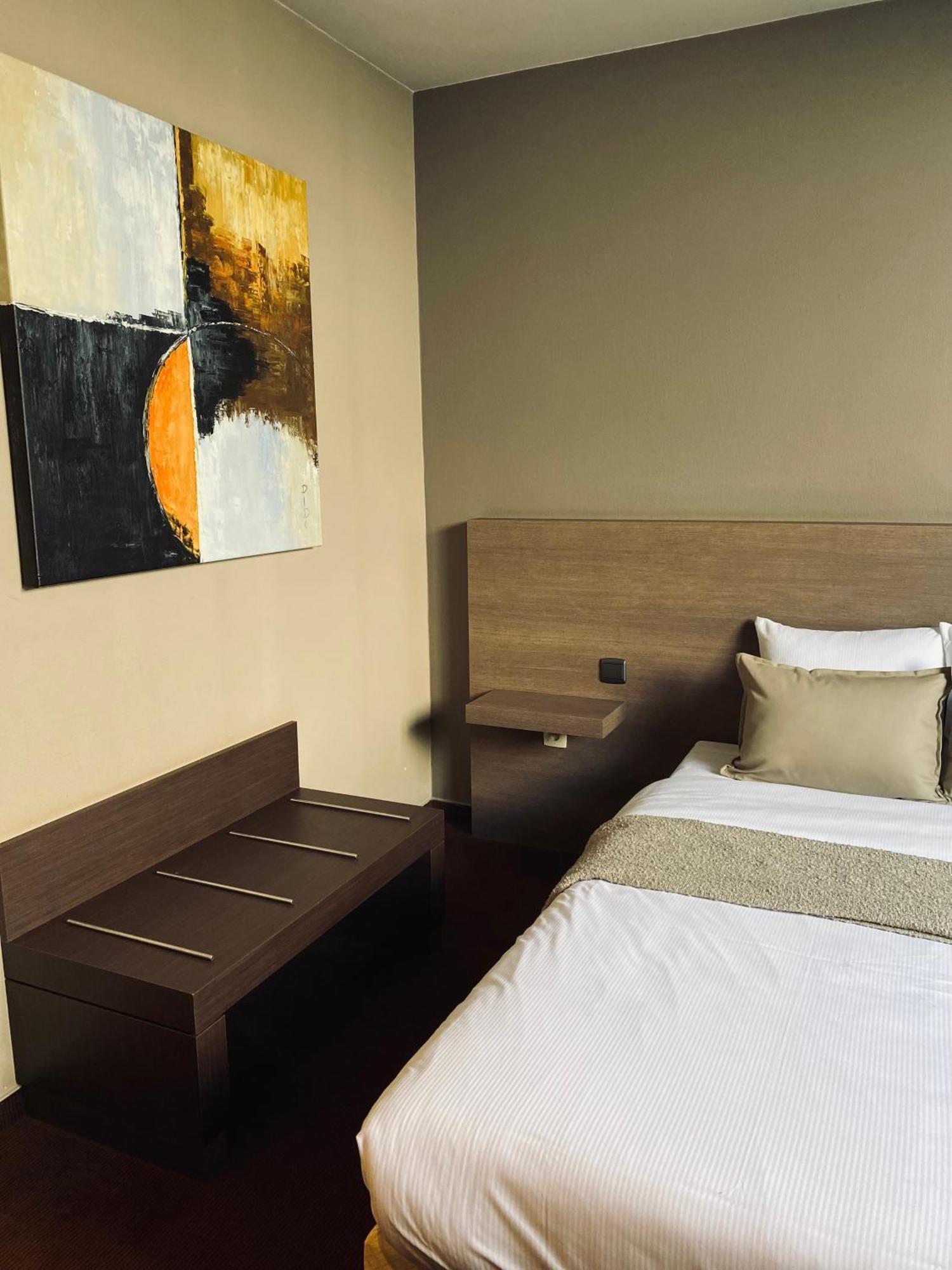 Hotel בורנם מראה חיצוני תמונה