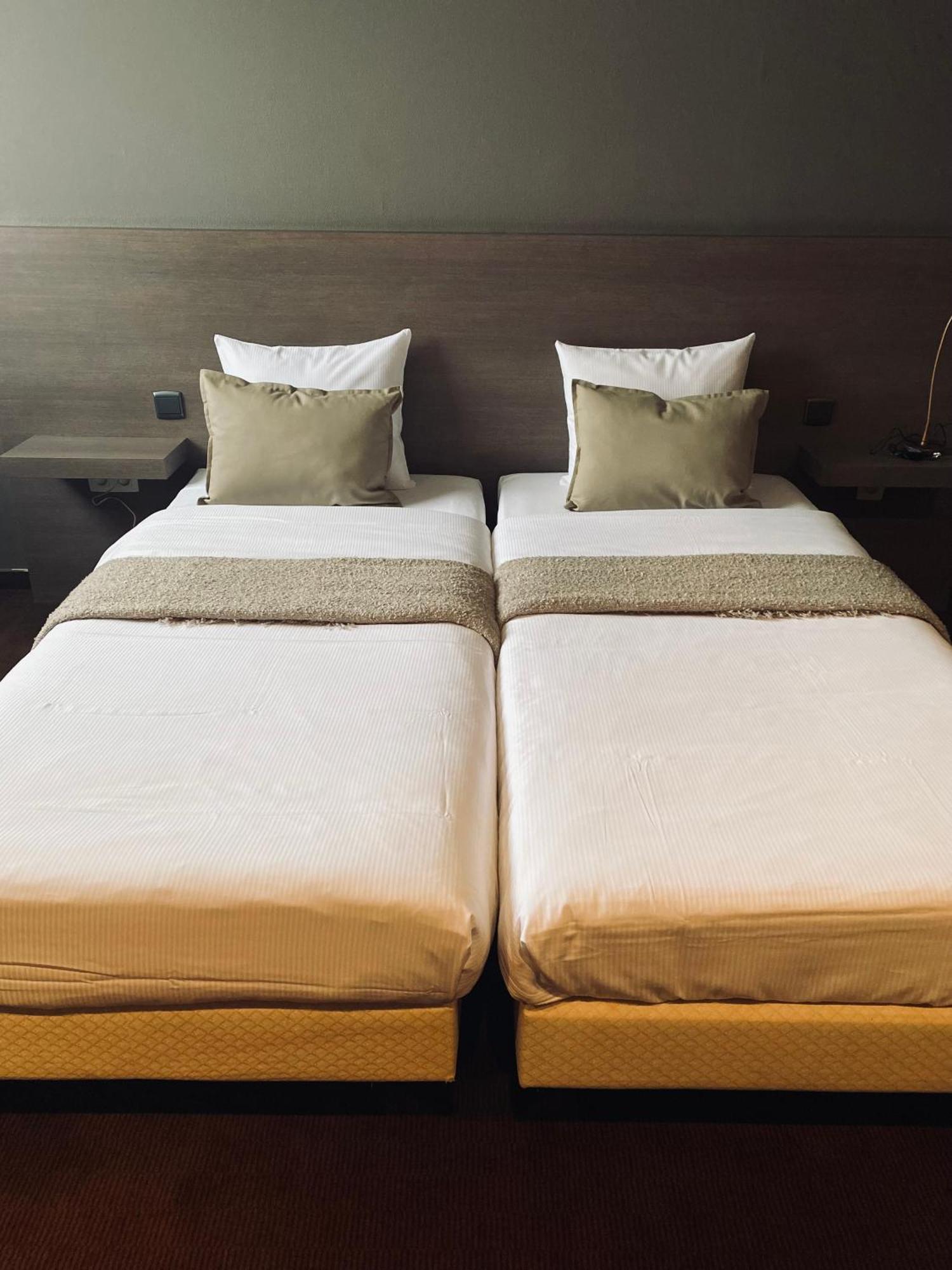 Hotel בורנם מראה חיצוני תמונה
