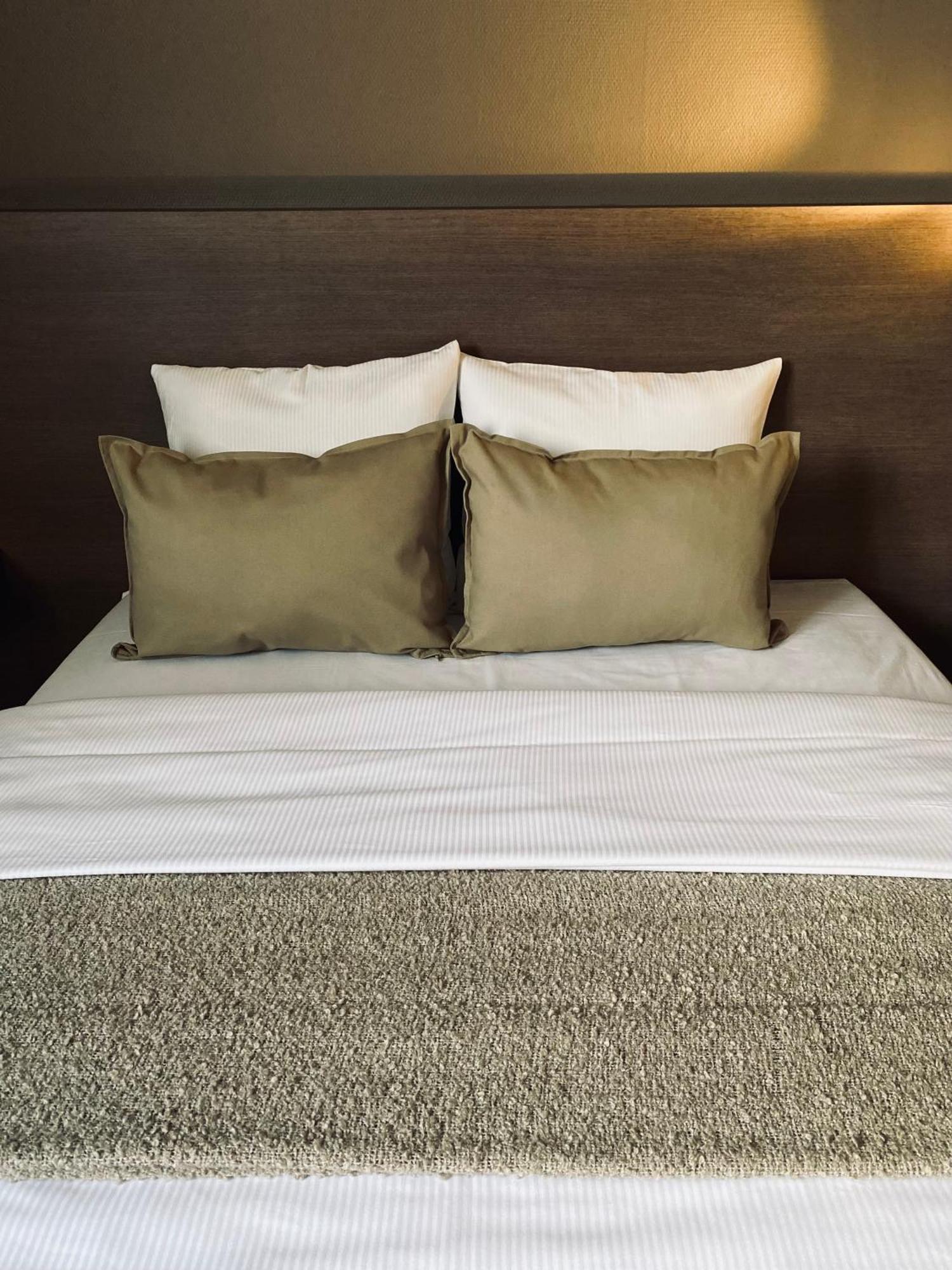 Hotel בורנם מראה חיצוני תמונה