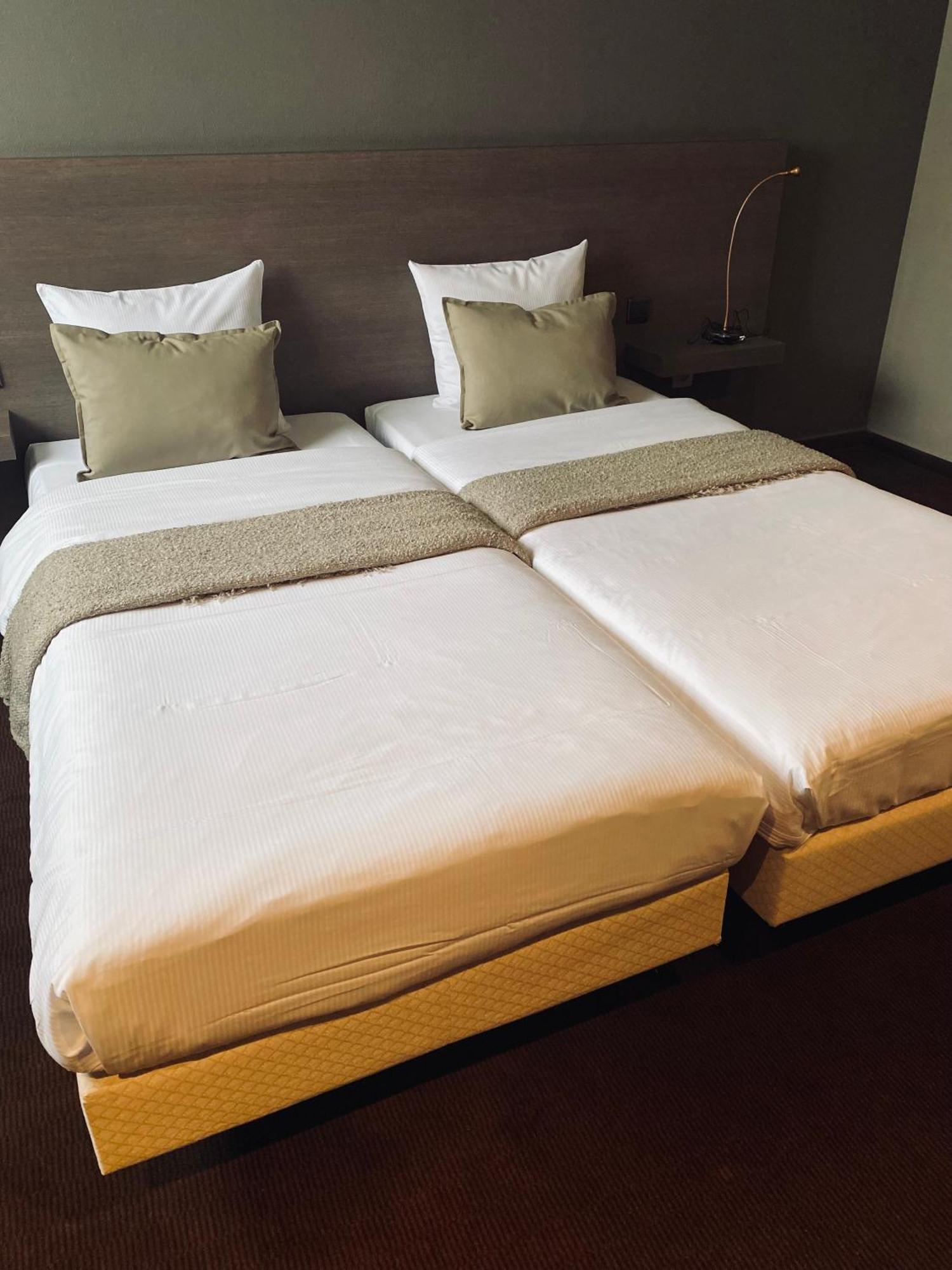 Hotel בורנם מראה חיצוני תמונה